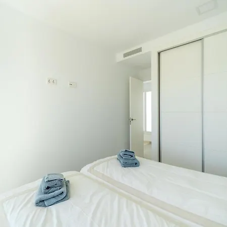 Elegant With Pool Holiday home *
